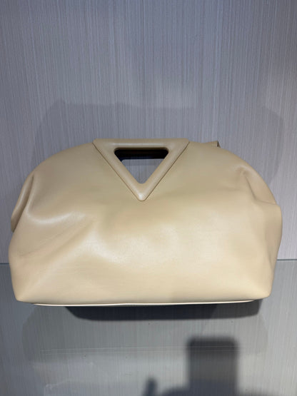 Pre-Owned Bottega Veneta Leather Tote Bag Almond